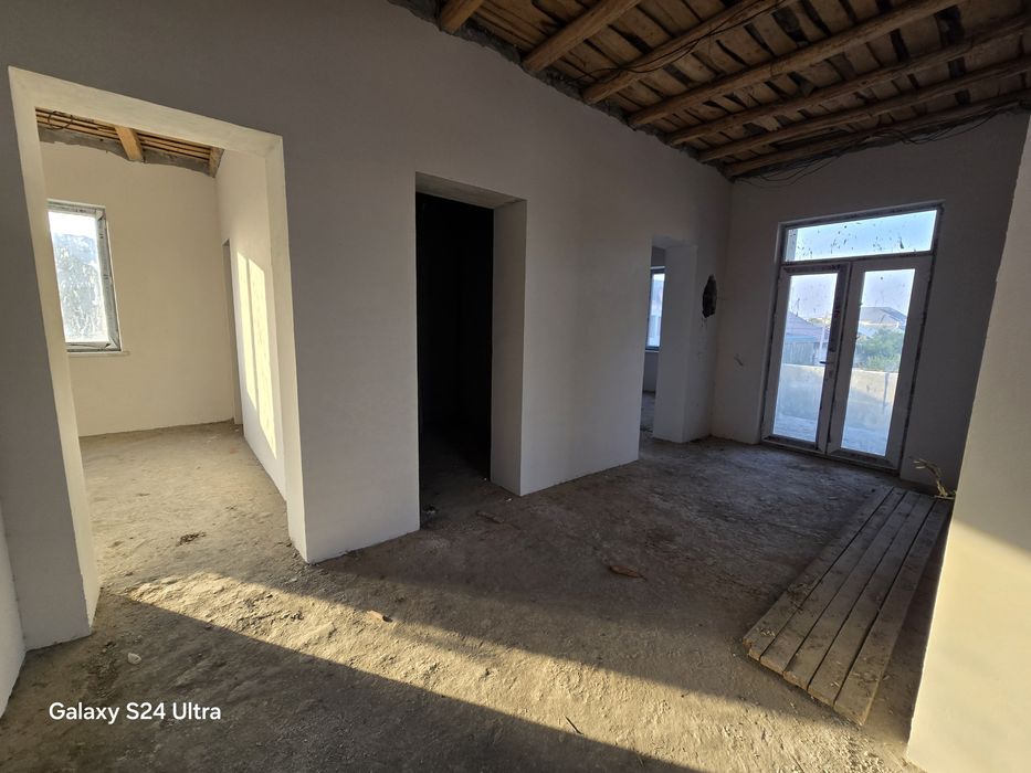 2 kavatlik 4 sotixlik xovli sotiladi