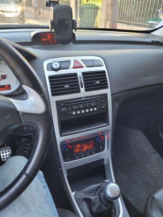 Продавам Peugeot 307 2.0 Gas