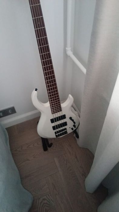 Marcus miller m2+чехол+струны Ernie ball