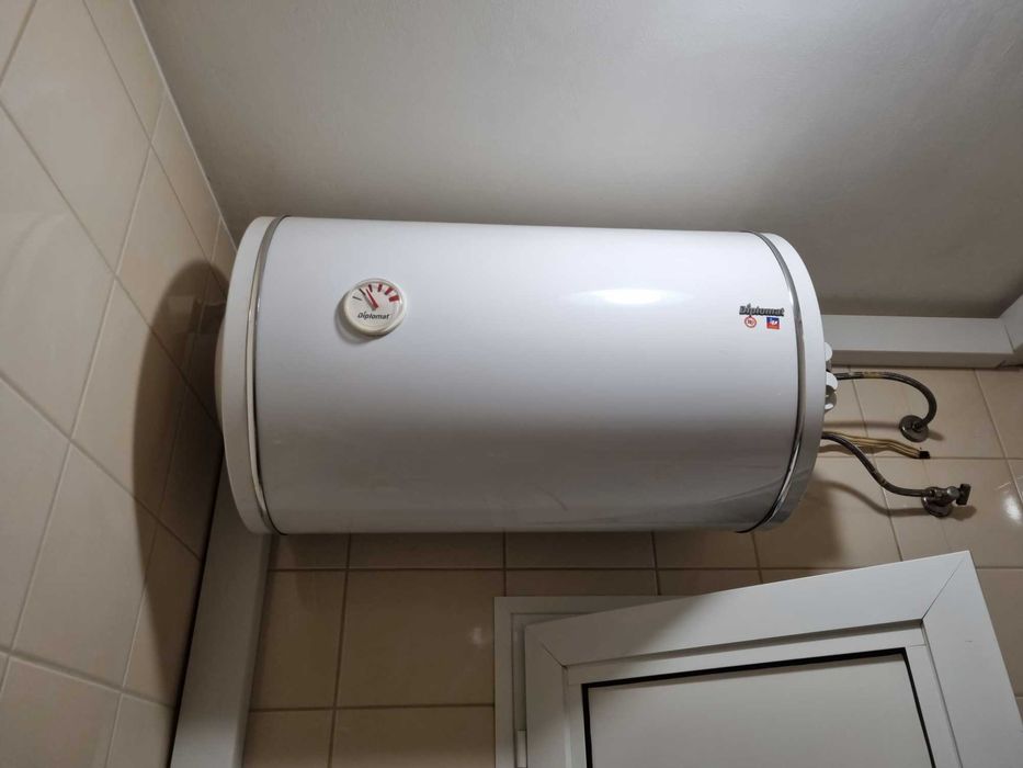 Продава се Едностаен апартамент в Русе, Център - 32 кв.м за 885 €/кв.м - Снимка #6