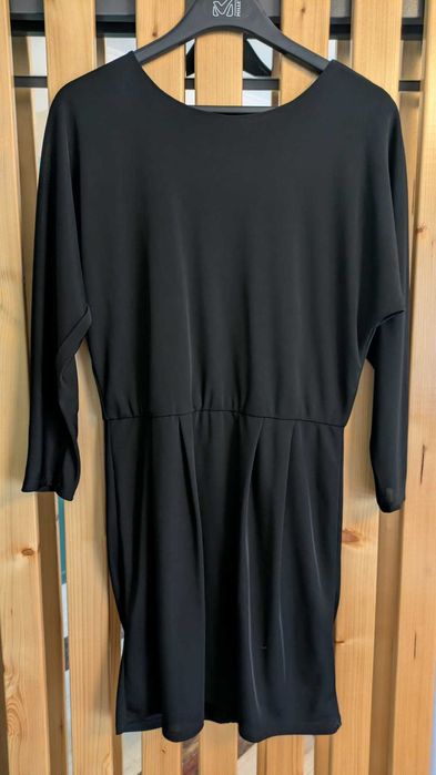 Little backless dress