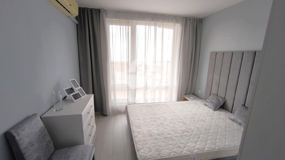 Продава се Тристаен апартамент в Свети Влас - 82 кв.м за 1147 €/кв.м - Снимка #5