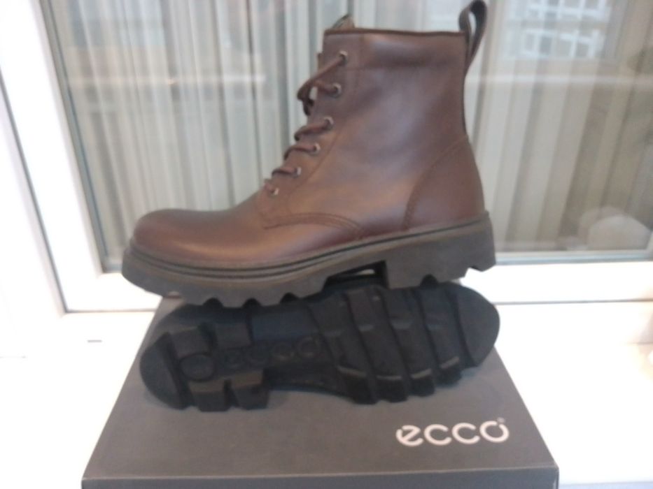 ECCO(Дания) зимние ботинки,41 и 43 р-ры,новые