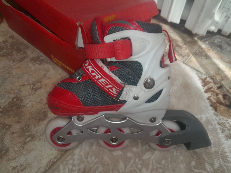 Продам ролики. Размер 30.