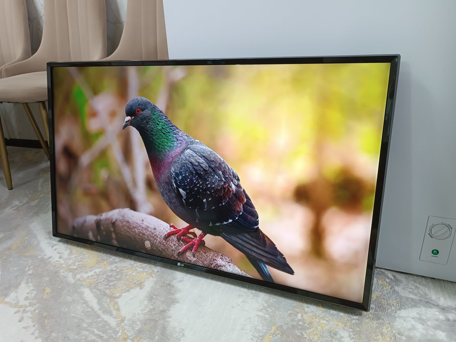 Телевизор LG Smart 4k 109см.