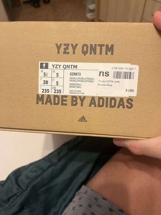 Adidas yeezy noi
