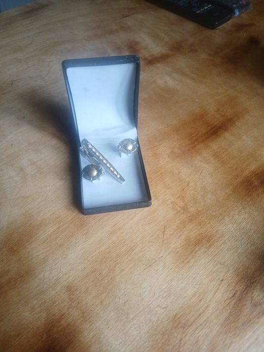 Продам мужские запонки!