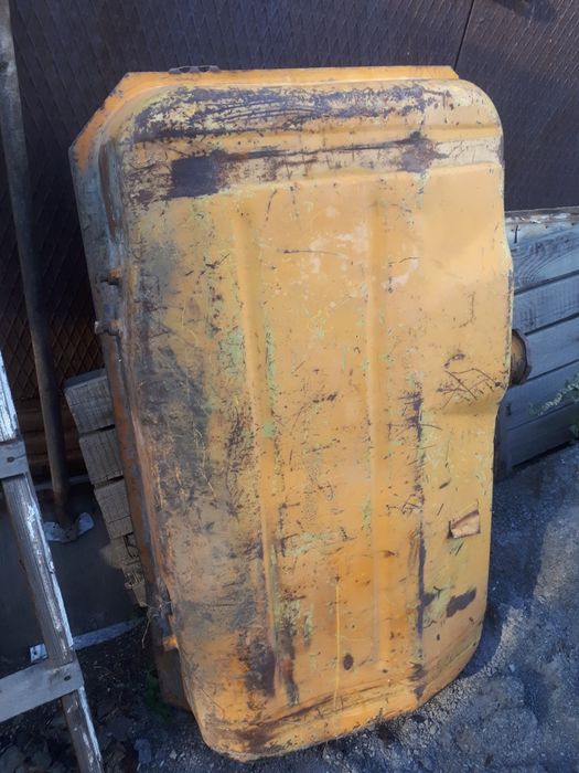 Продам бак на булдозера