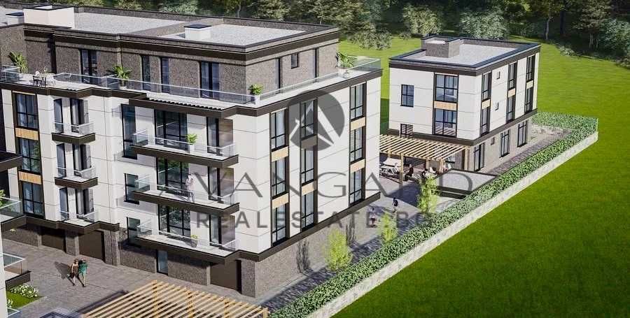 Продава се Тристаен апартамент в Пловдив, Христо Смирненски - 93 кв.м за 1360 €/кв.м - Снимка #1