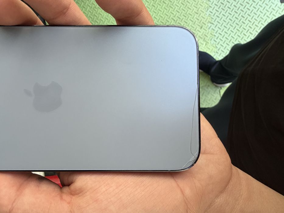 Iphone 13 pro blue