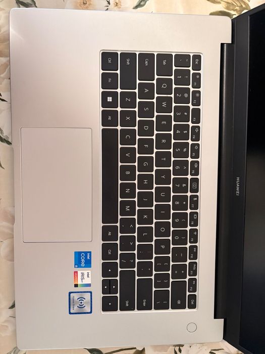 LAP53012QNY - LAPTOP HUAWEI 15 FHD 15-1135G7 8GB 512GB W11