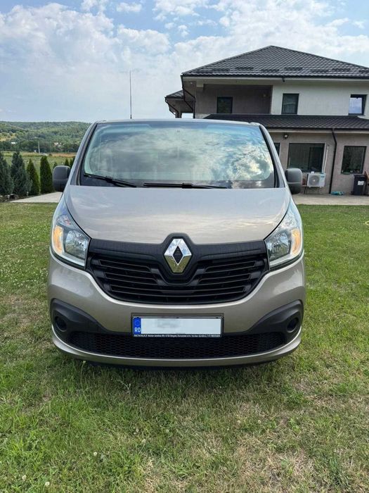 Renault Trafic 8+1 2020
