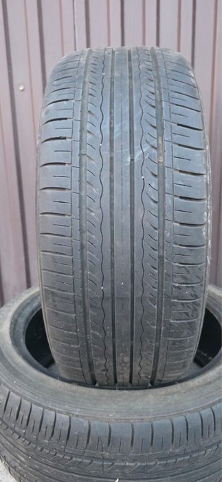 Kumho 215/45 r17 летние шины