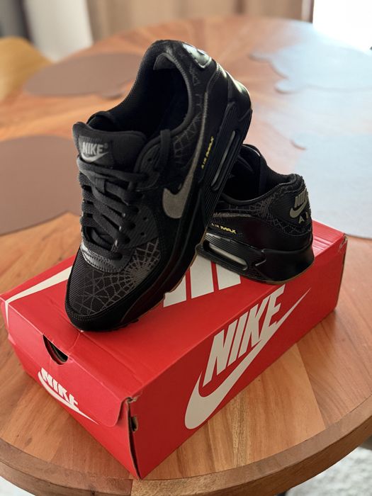 Nike Air Max 90 Halloween Edition