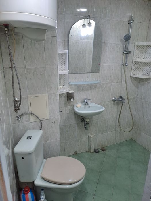 Под наем дългосрочно