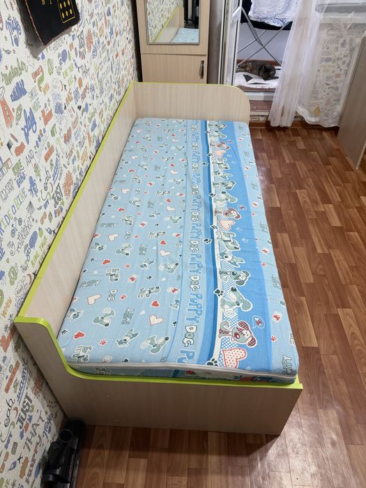 Продам детские мебель
