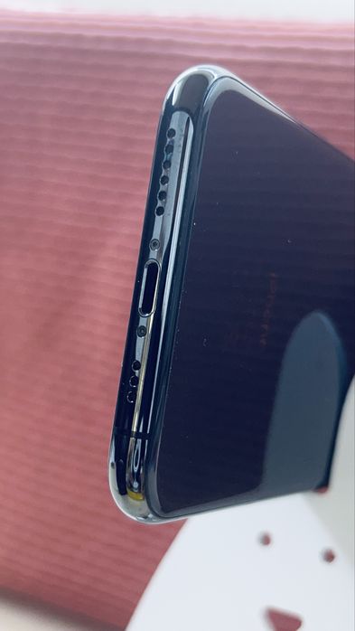 iPhone Xs, 64GB, Space Gray