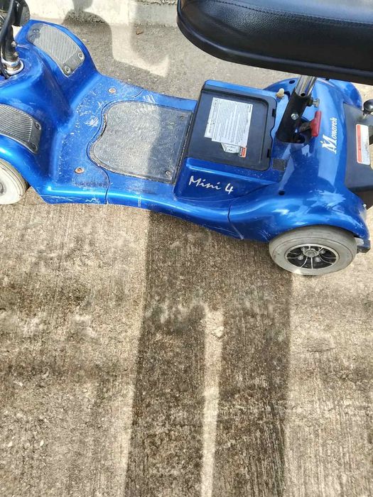 Електрическа количка за трудно подвижни хора