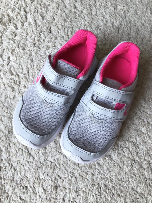 Adidasi fete Decathlon