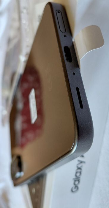 Samsung A36-5G de 256Gb.Dark-Black,nou!