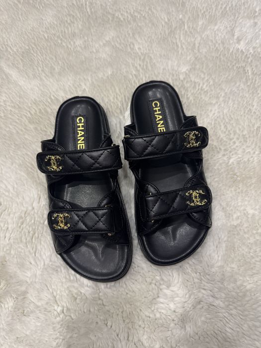 Черни чехли Chanel