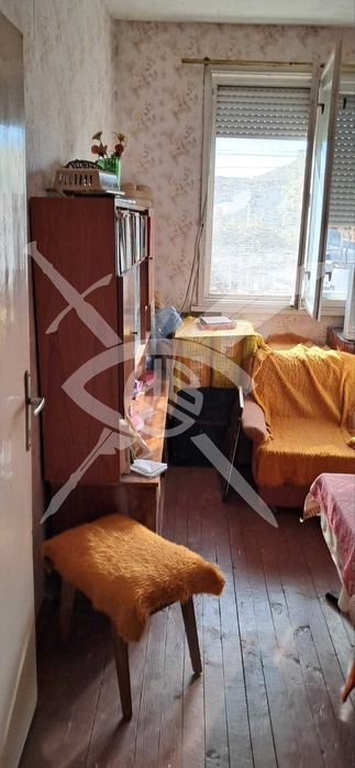 Етаж от къща в Чирпан