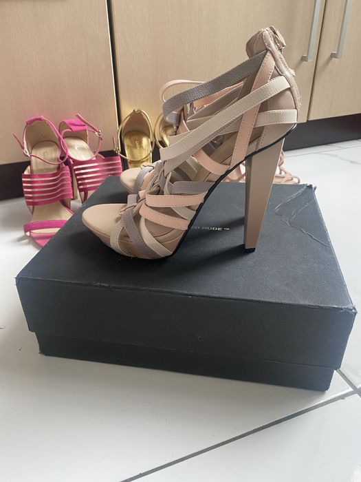 Елегантни самдали Steve Madden