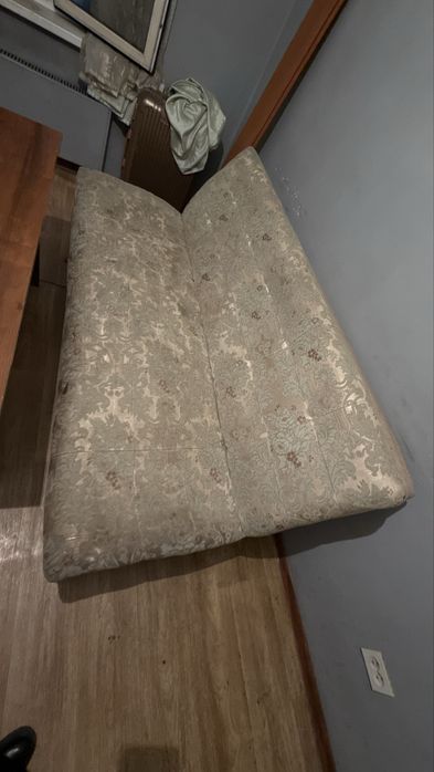 Мебель разная от 2000