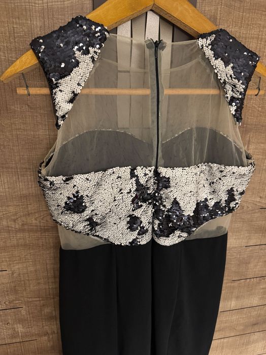 Дълга официална рокля