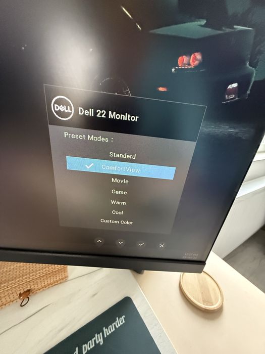 Vand suport monitoare + monitoare + docking station