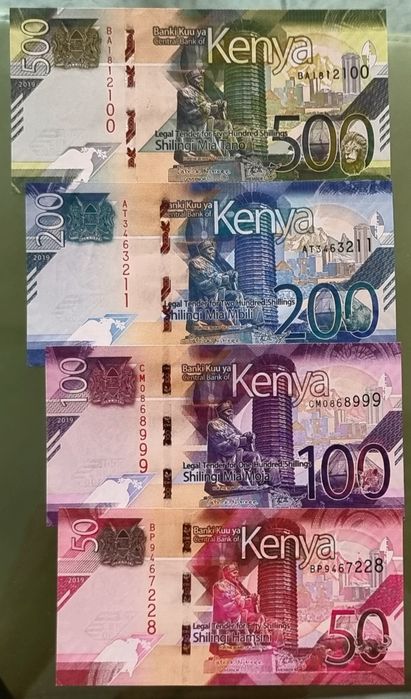 Банкноти. Африка. Кения . 50 ,100 , 200 и 500 шилинга.UNC.