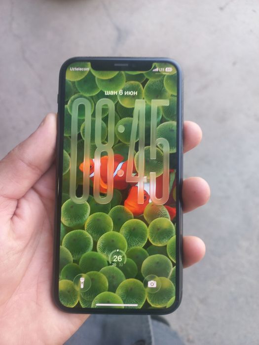 iphone 11 pro 64 GB LLA