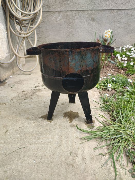 Grătar camping folosit o singură dată