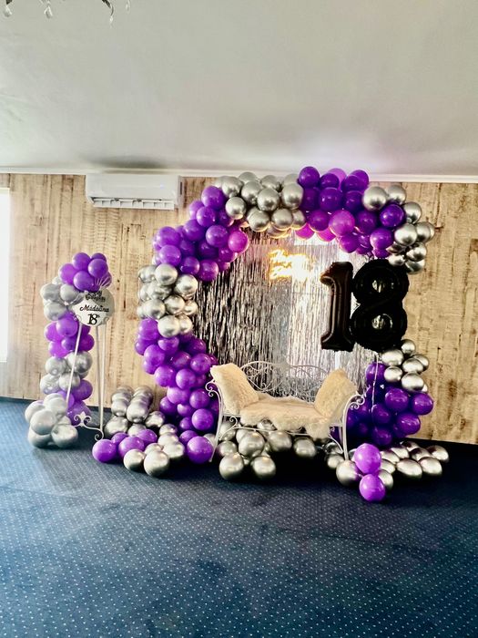 Aranjamente săli evenimente,fete de masă,huse scaune,prezidiu ,etc.