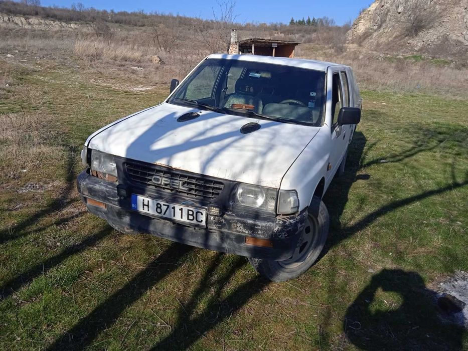 Opel Campo 2.3 бензин