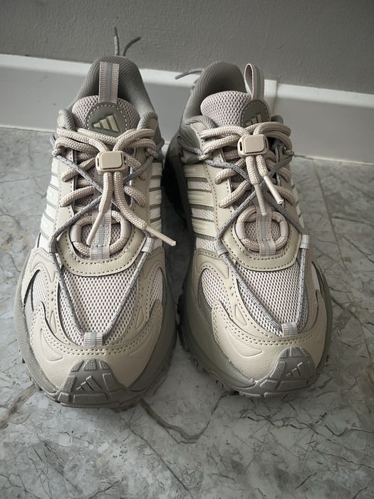 Кроссовки Adidas новые оригинал