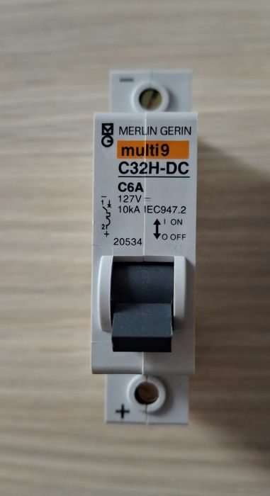 6 sigurante automate DC ptr curent continuu