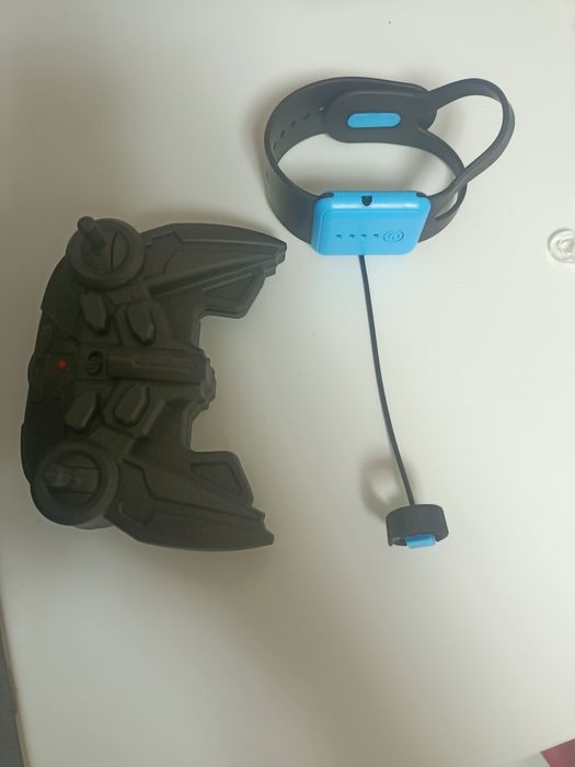 Робот машинка.  111 матор  от Mercedes