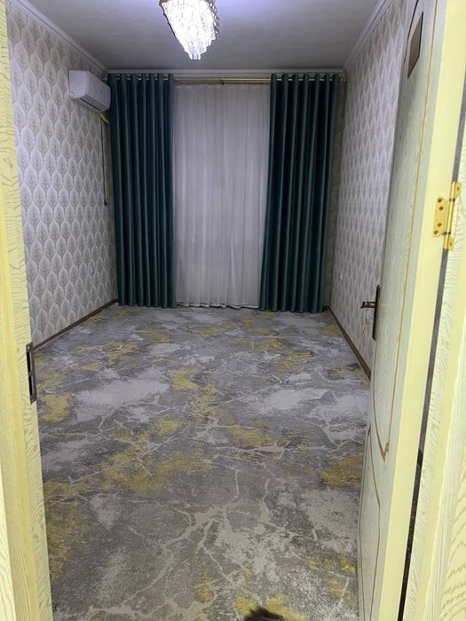 Карши ситийда жойлашган хамма шаройити билан 2 хонали квартира сотилад