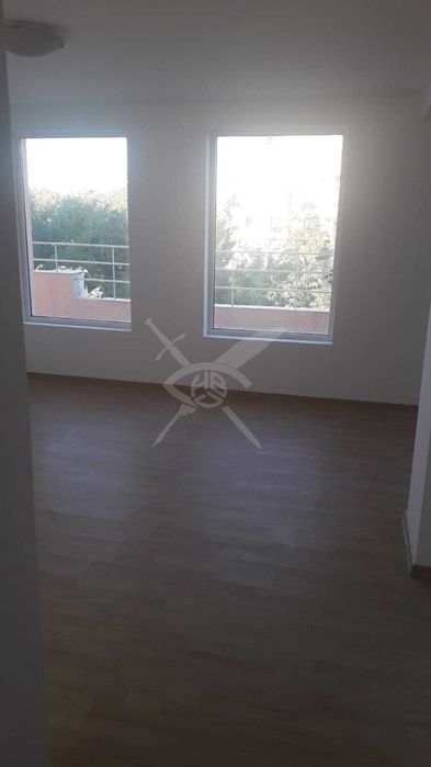 Продава се Многостаен апартамент в Бургас, Сарафово - 180 кв.м за 750 €/кв.м - Снимка #1