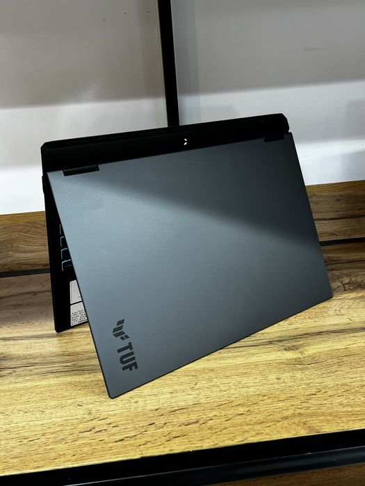 Lenovo Ryzen 5-7