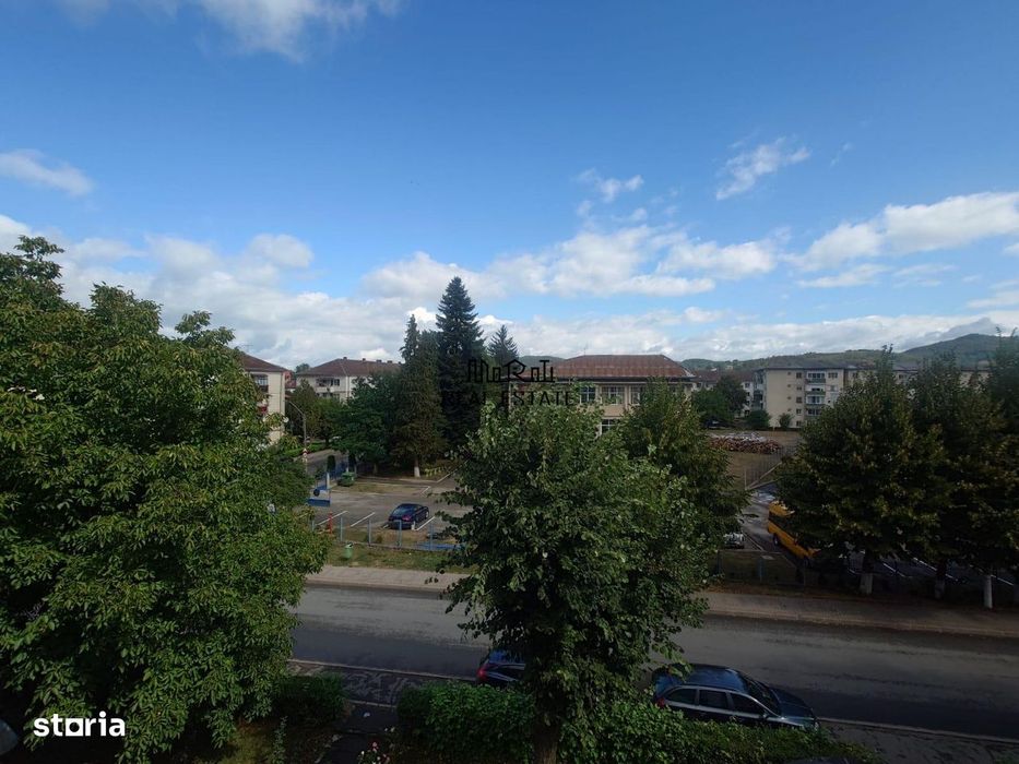 Apartament 3 camere renovat