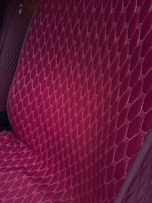 Продам авто чехлы универсальные