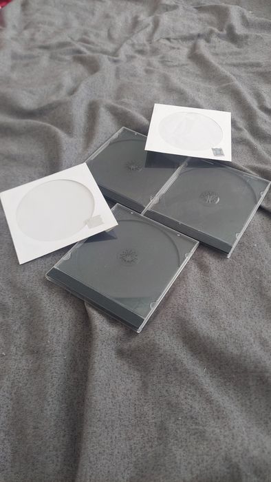 Album de CD-uri in stare foarte buna