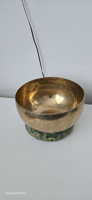 7 Boluri tibetane create manual din 7 metale