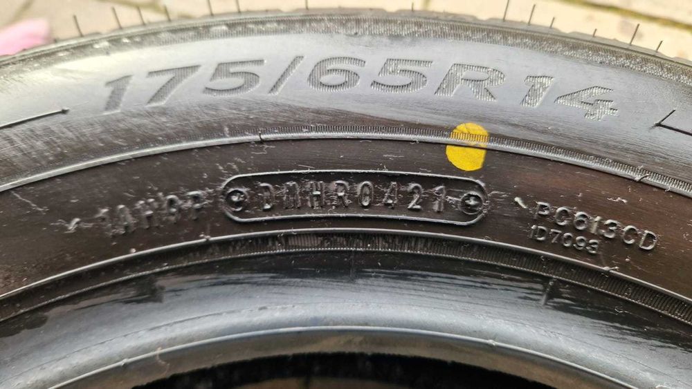 Anvelope vara 175 65 R 14 Falken