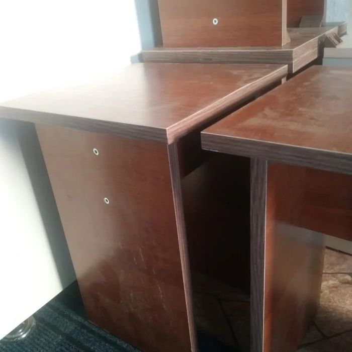 Продаем новые табуретки цвета разные