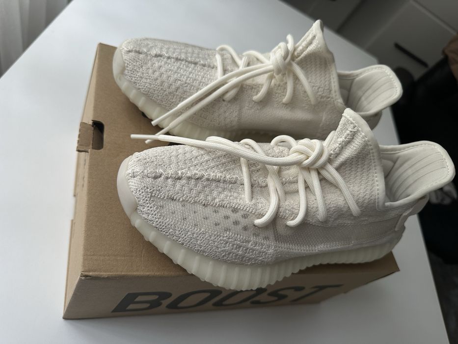 Adidas Yeezy Boost 350 V2 Bone