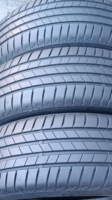 195/65/15 Bridgestone Дот 3923