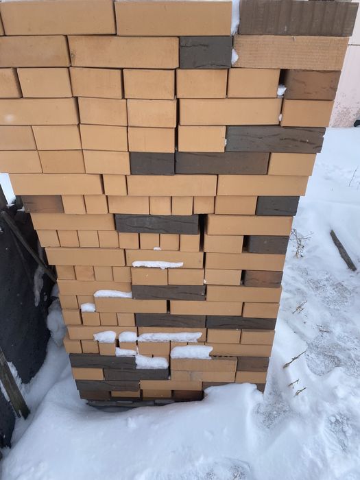 Продам кирпичи по 185 тенге